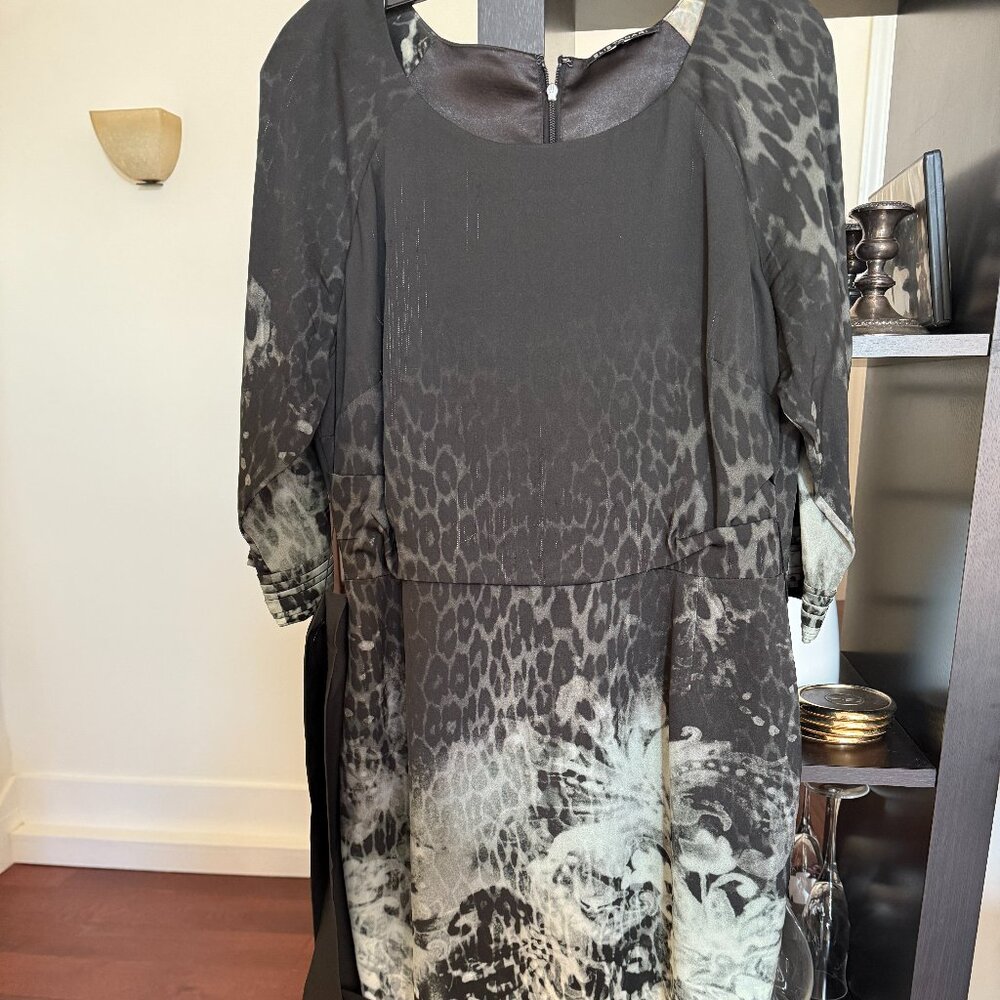 Elie Tahari Black Printed Sheath Dress - size 12